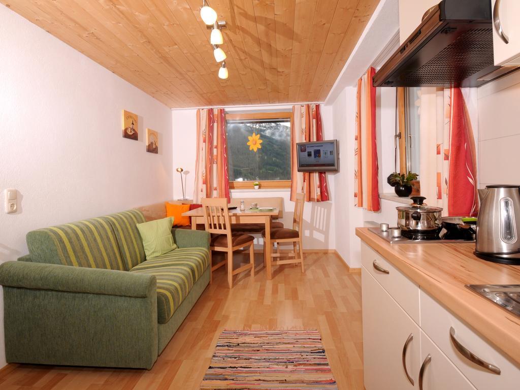 Single Apartment Martlerhof Tux Værelse billede